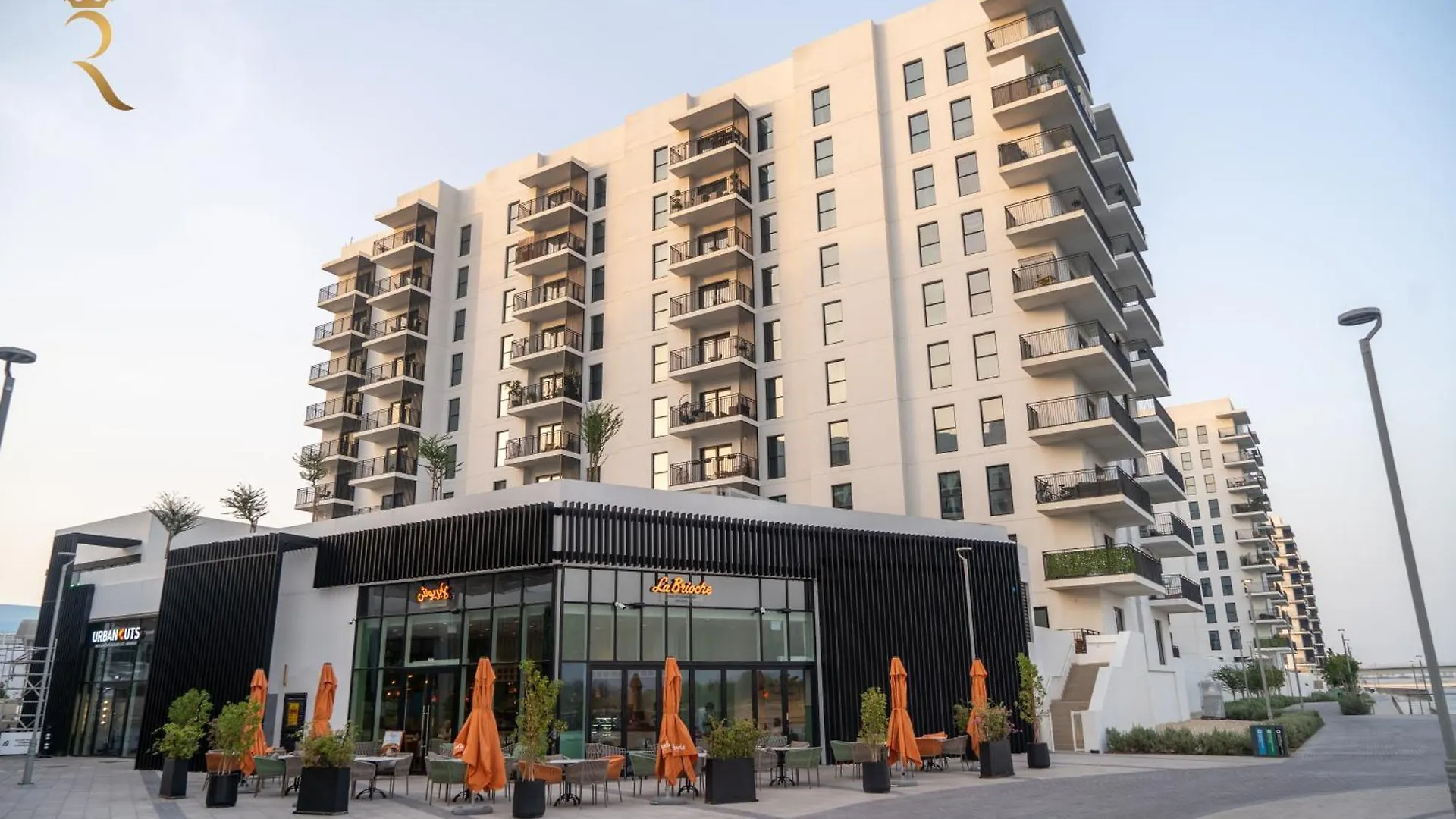 Yas Island Retreat Boho Chic Studio Apartment With Pool Abu Dhabi